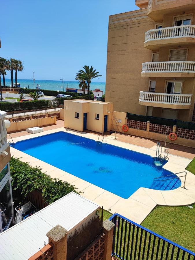 Casa Playa Guadalmar, Beautiful Apartment In Front Of The Sea, Wifi, Ac, Smart Tv, Private Parking Malaga Ngoại thất bức ảnh