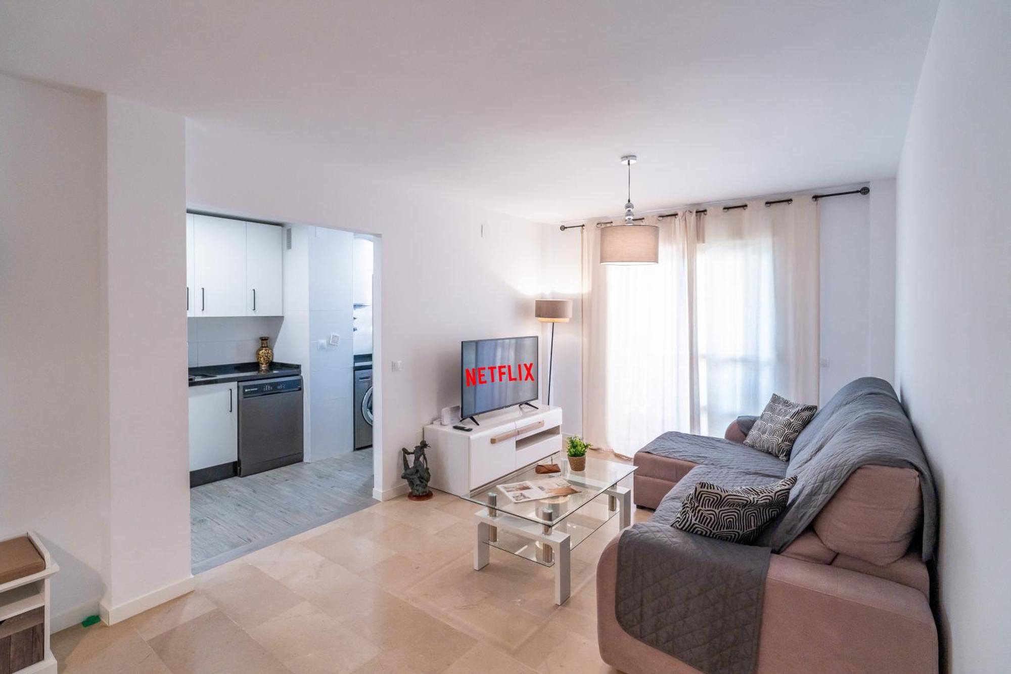 Casa Playa Guadalmar, Beautiful Apartment In Front Of The Sea, Wifi, Ac, Smart Tv, Private Parking Malaga Ngoại thất bức ảnh