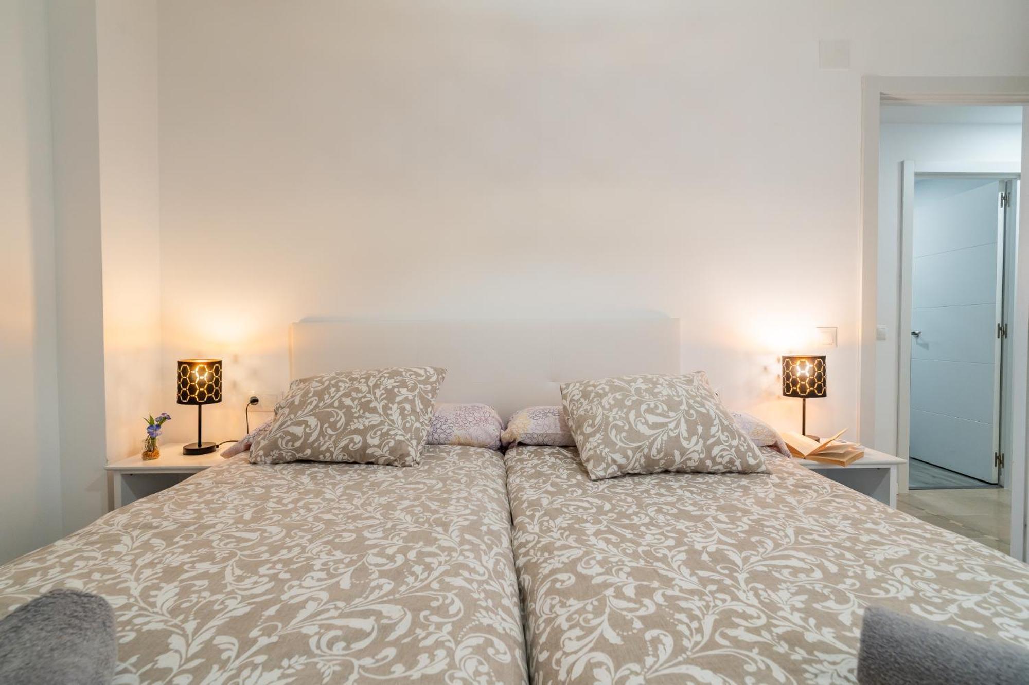 Casa Playa Guadalmar, Beautiful Apartment In Front Of The Sea, Wifi, Ac, Smart Tv, Private Parking Malaga Ngoại thất bức ảnh