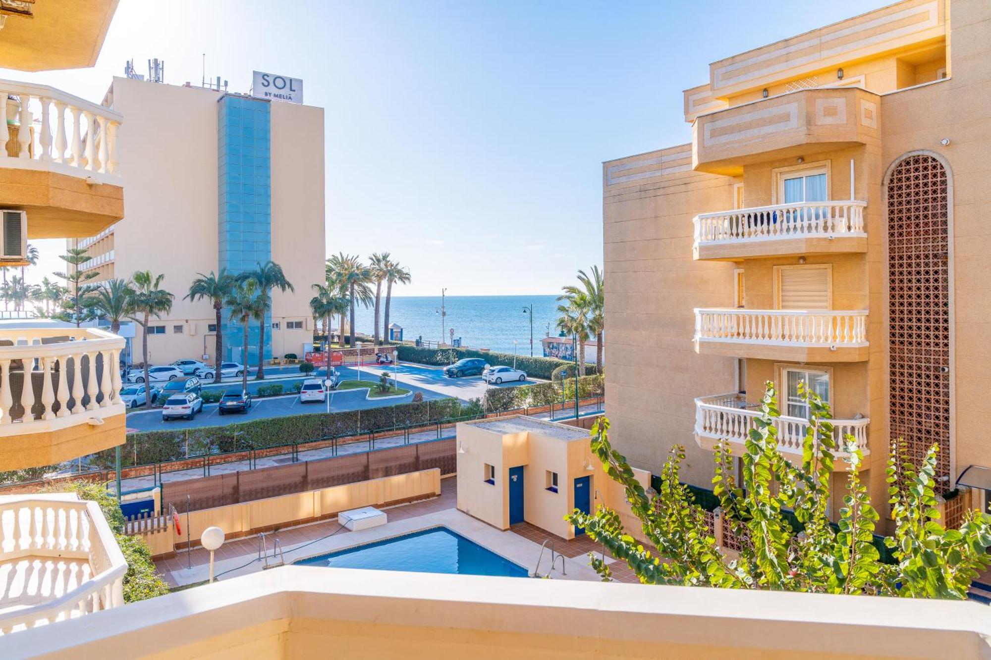 Casa Playa Guadalmar, Beautiful Apartment In Front Of The Sea, Wifi, Ac, Smart Tv, Private Parking Malaga Ngoại thất bức ảnh
